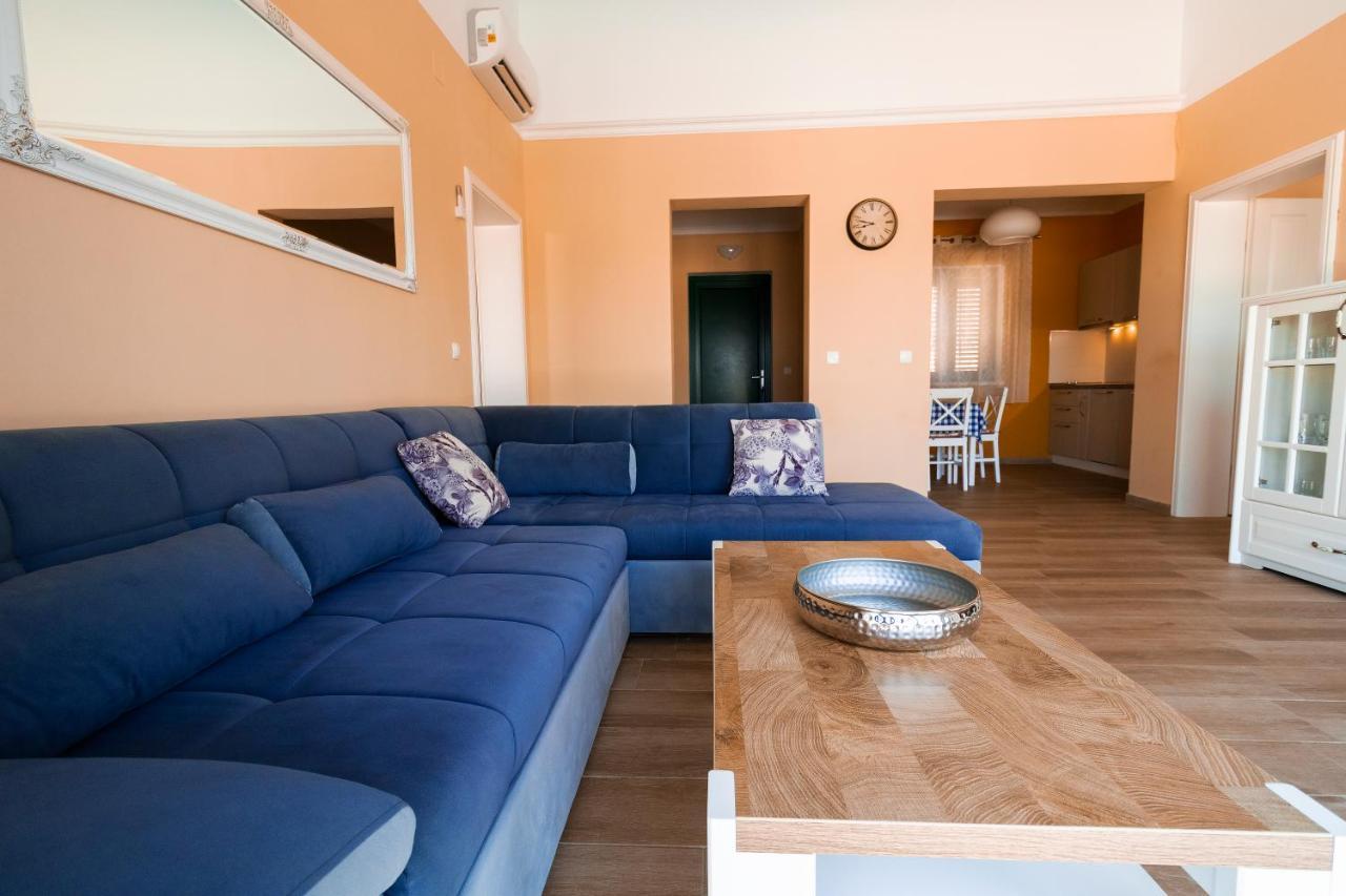 Sea Cats' Villas Sutivan Buitenkant foto