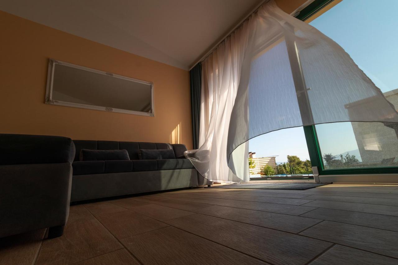 Sea Cats' Villas Sutivan Buitenkant foto